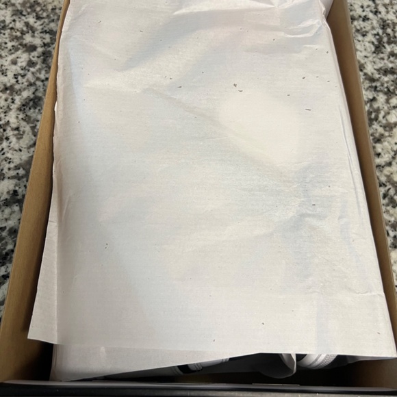 AJ1 Bleached Coral - Picture 5 of 7